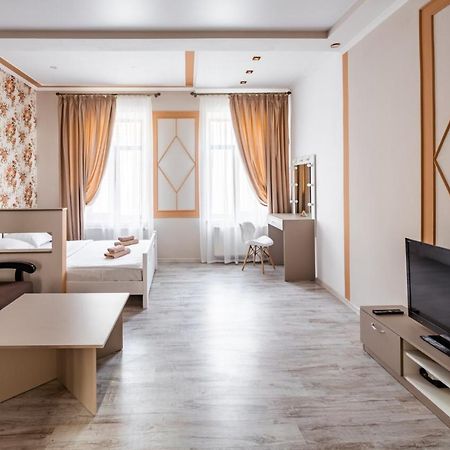 Apartment On Pekarska 15 利沃夫 外观 照片